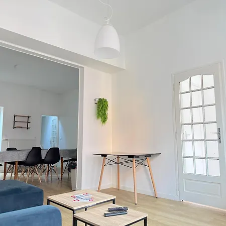 Guest house Les Arts 5 Sdb Privatif 2 Eme Etage 3*