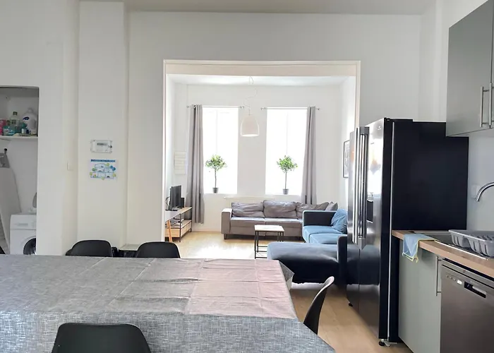 Les Arts 5 Sdb Privatif 2 Eme Etage Maison d'hôtes 3*